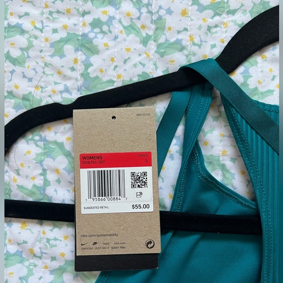 Nike Tennis Tank - Picture 5 of 8